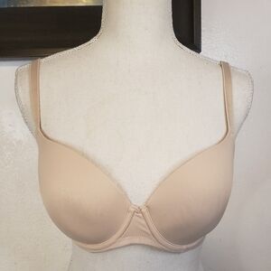 Victoria's Secret  Wear Everywhere Lightly Lined